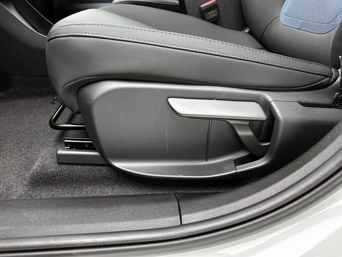 49433396 volvo ex30 plus extended range nieuw voorraad climate pack camera 08