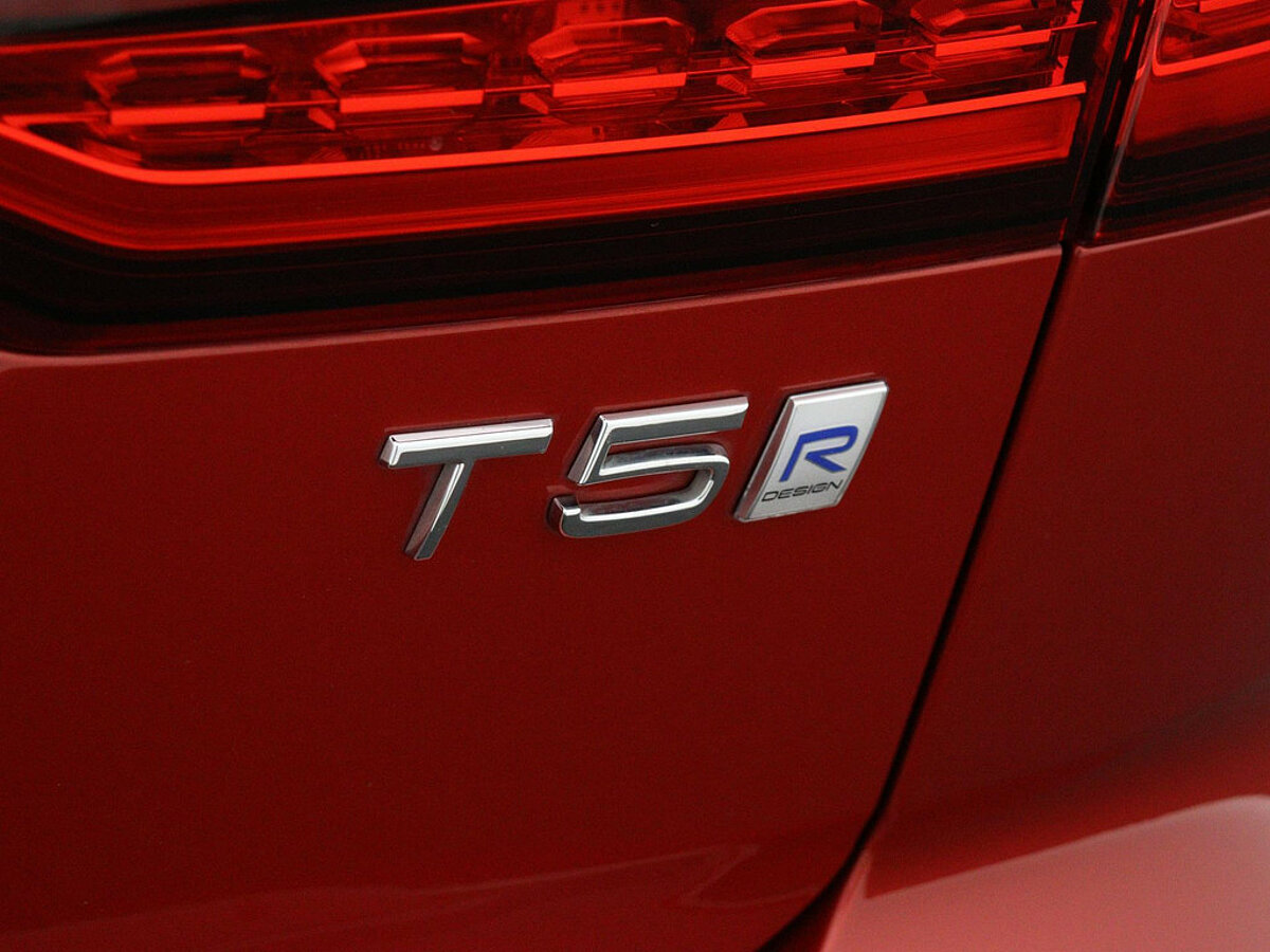 34202853 volvo v60 2 0 t5 r design 51