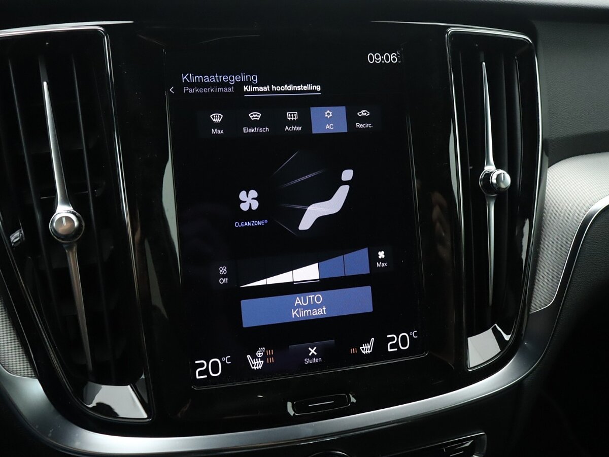 35014607 volvo v60 2 0 t6 recharge awd r design 50
