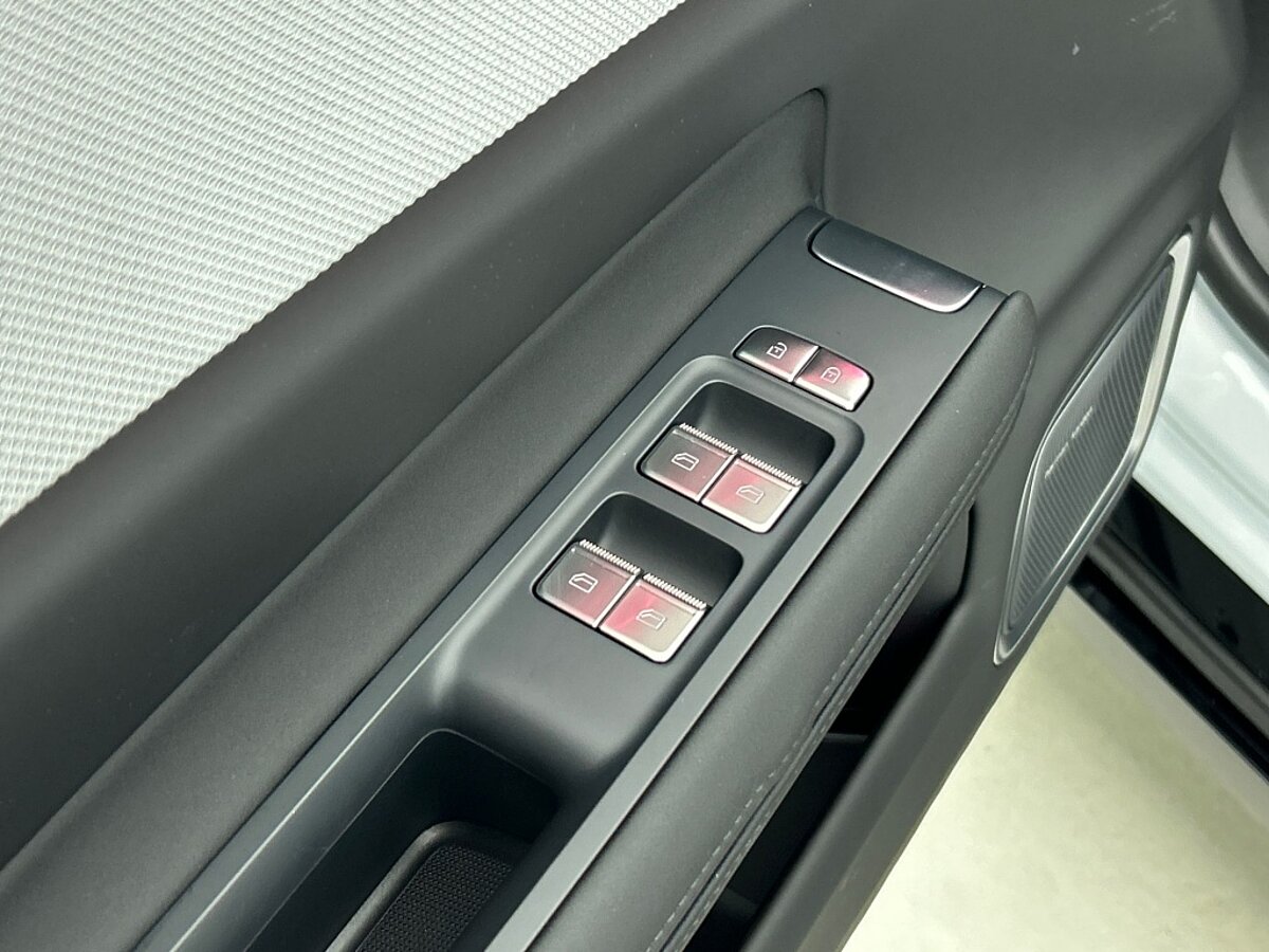 49265007 polestar 4 lrdm 100 kwh pilot plus 72