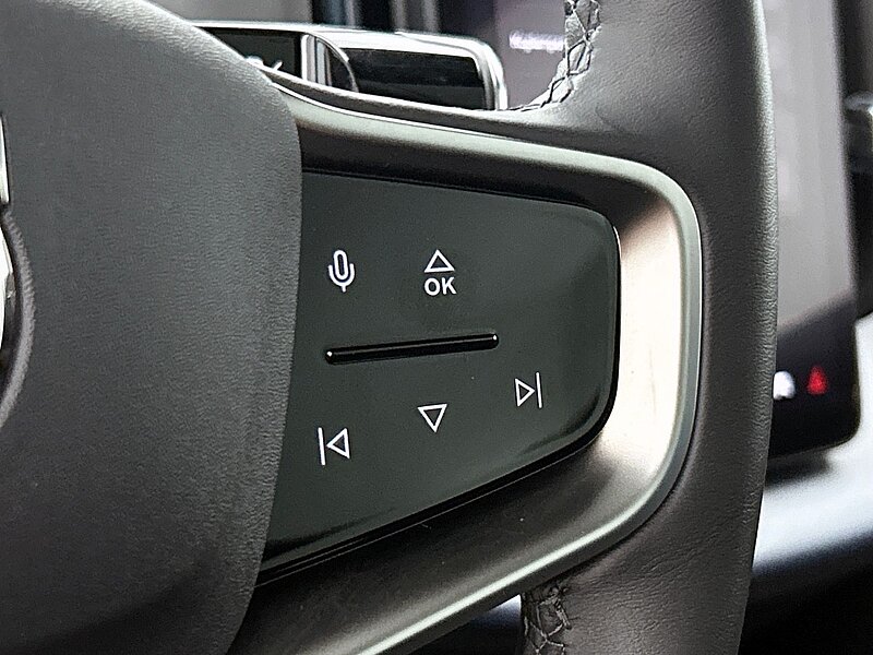 49432121 volvo ex30 single motor extended range ultra 69 kwh 6 07