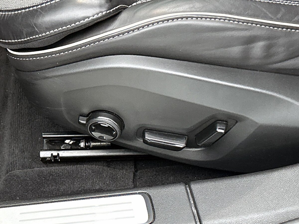 49834345 volvo v60 2 0 t6 awd plus dark panorama dak 360 camera leder stoel 71