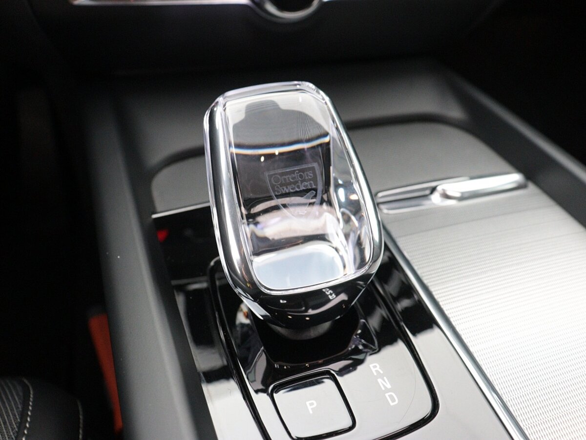 42420857 volvo v60 2 0 b3 plus dark panoramadak harman kardon trekhaak 360 08f92d