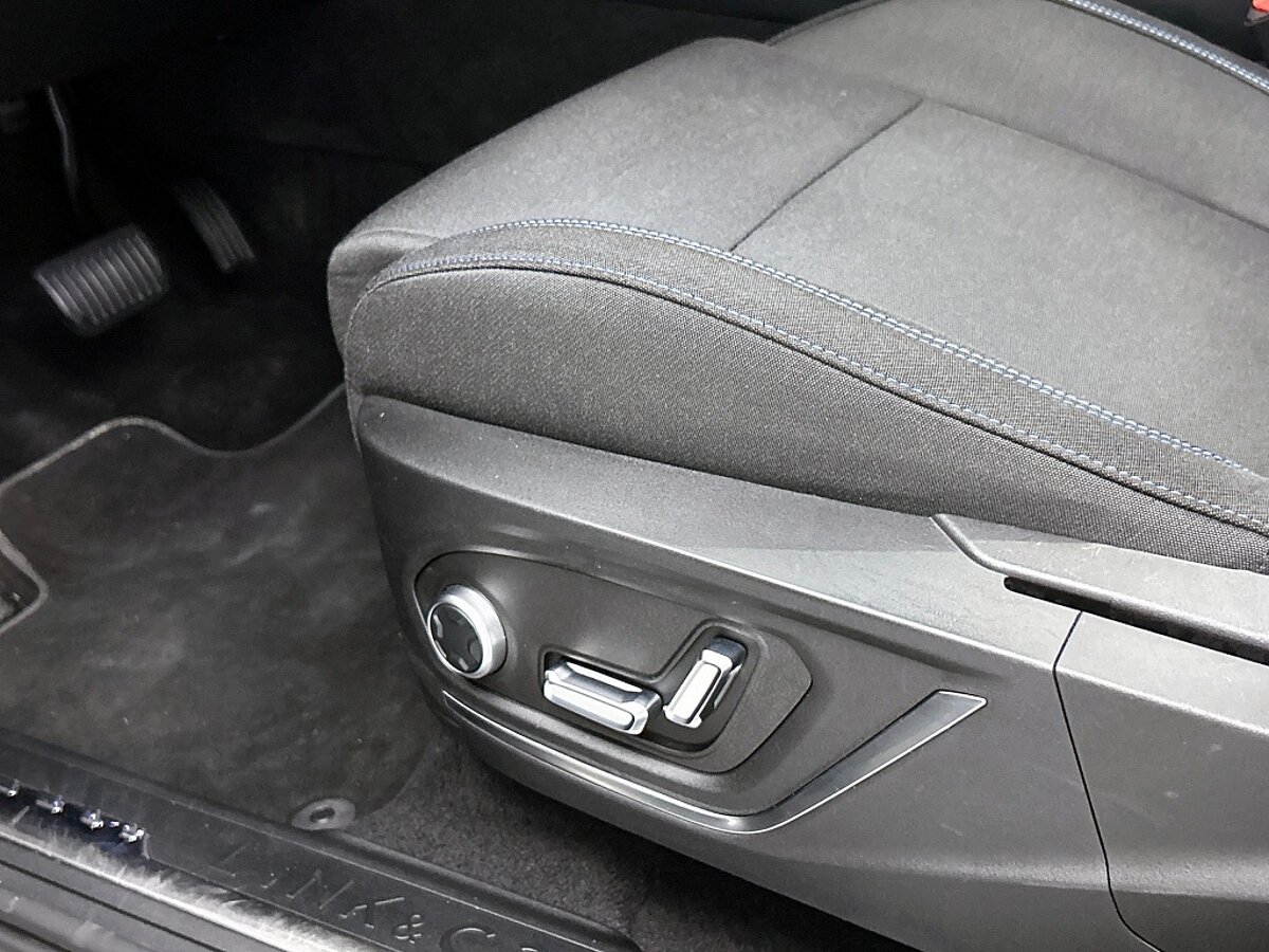 47587526 lynk co 01 1 5 hybride rijklaar inclusief 12 maanden garantie 42