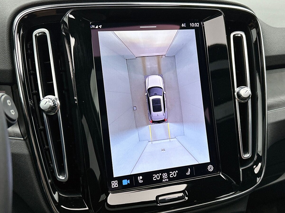 48534360 volvo xc40 ultimate pano 360 memory seats 20 inch all season 02