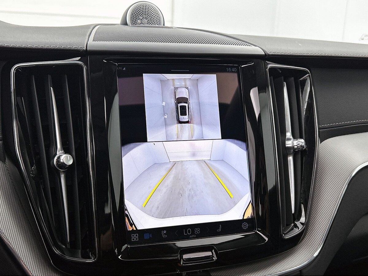 49302488 volvo xc60 t6 recharge awd ultimate dark bowers wilkins luchtvering 56