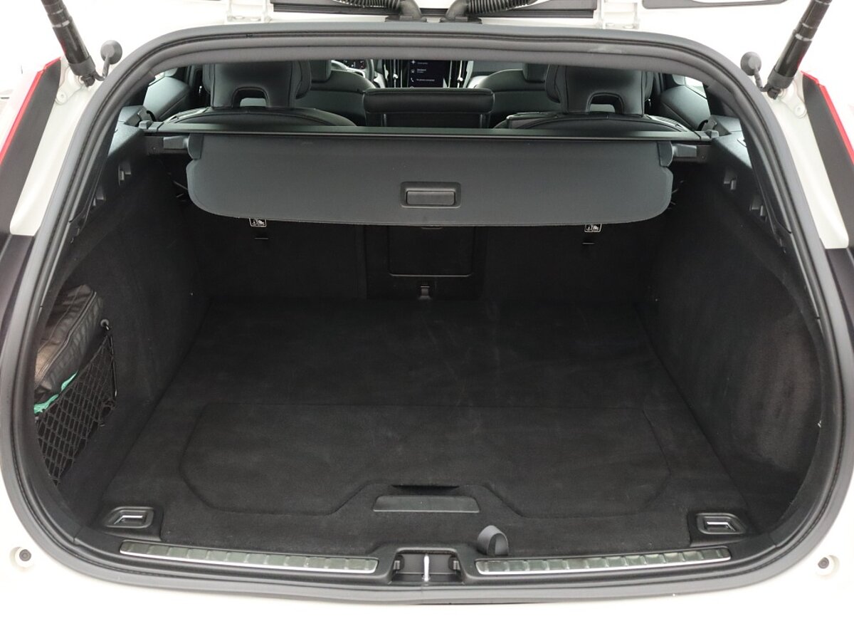 36155169 volvo v60 2 0 b3 r design 90
