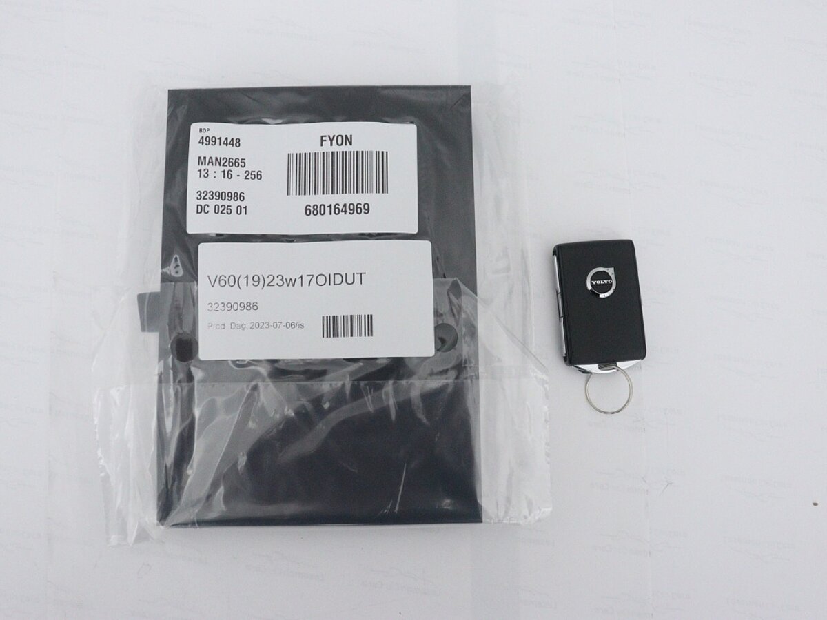 43874128 volvo v60 2 0 b3 plus dark adaptive cruise el stoelen stoelverwarmi bb5590