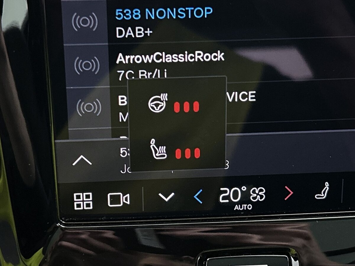 44659434 volvo v90 2 0 t6 awd ultra dark 40