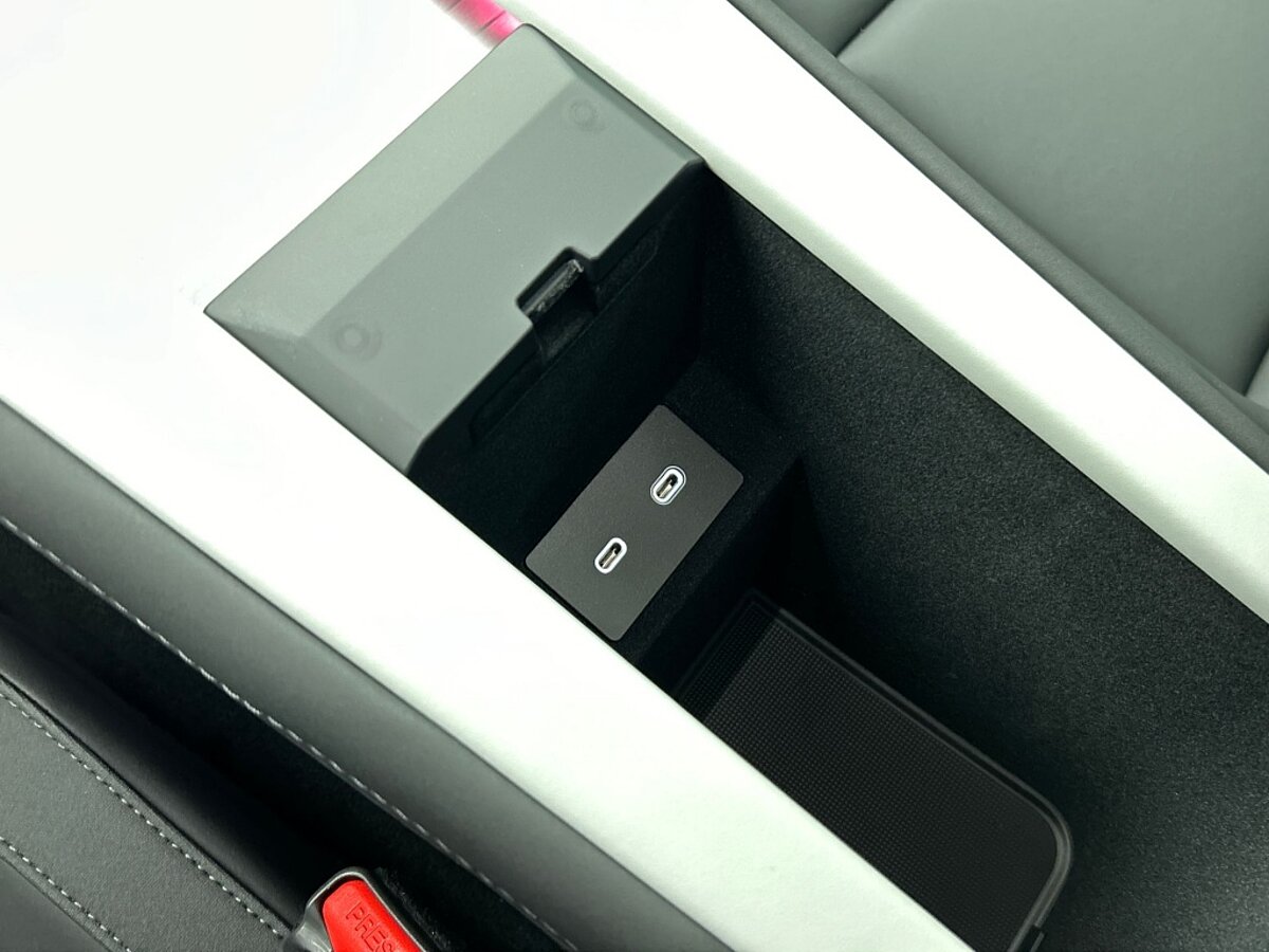 49265007 polestar 4 lrdm 100 kwh pilot plus 74