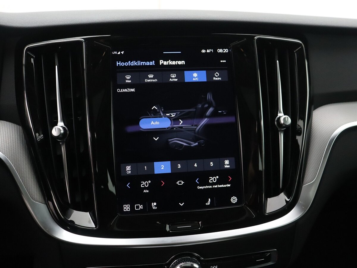 41451043 volvo v60 2 0 b3 plus dark panorama dak trekhaak lighting pack adddc8