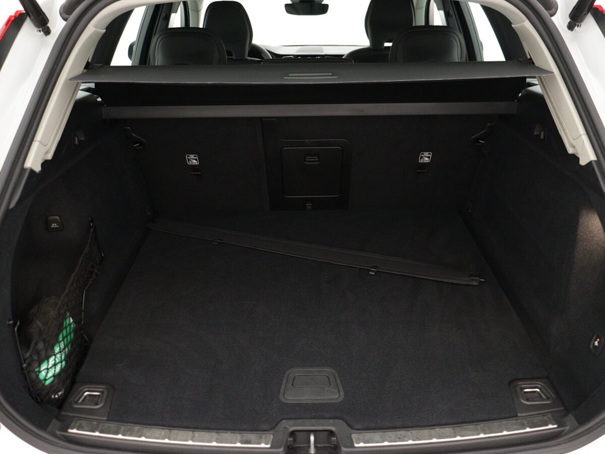 44353155 volvo xc60 2 0 t6 awd ultra dark 47e147