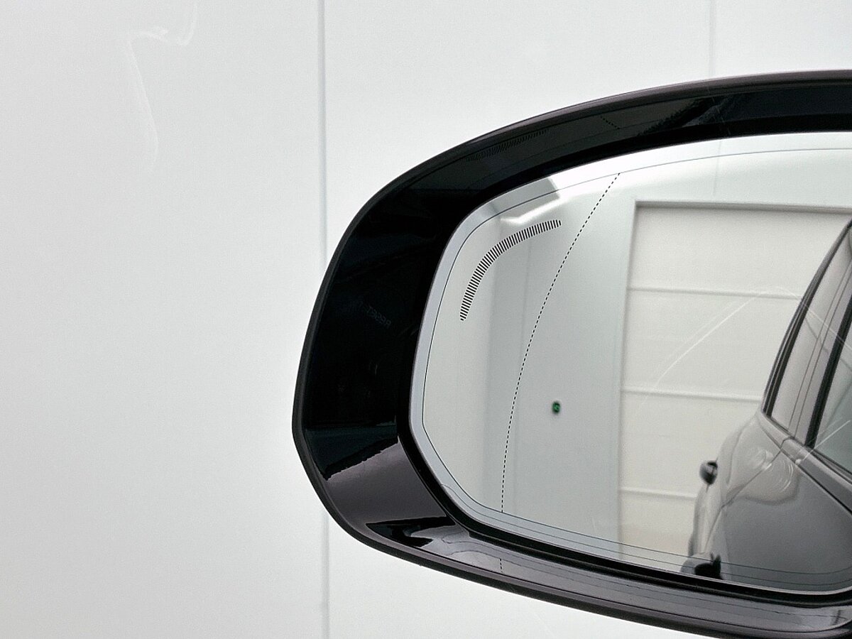 48894745 volvo xc90 2 0 t8 ultra 22 inch luchtvering trekhaak ventilatie 83