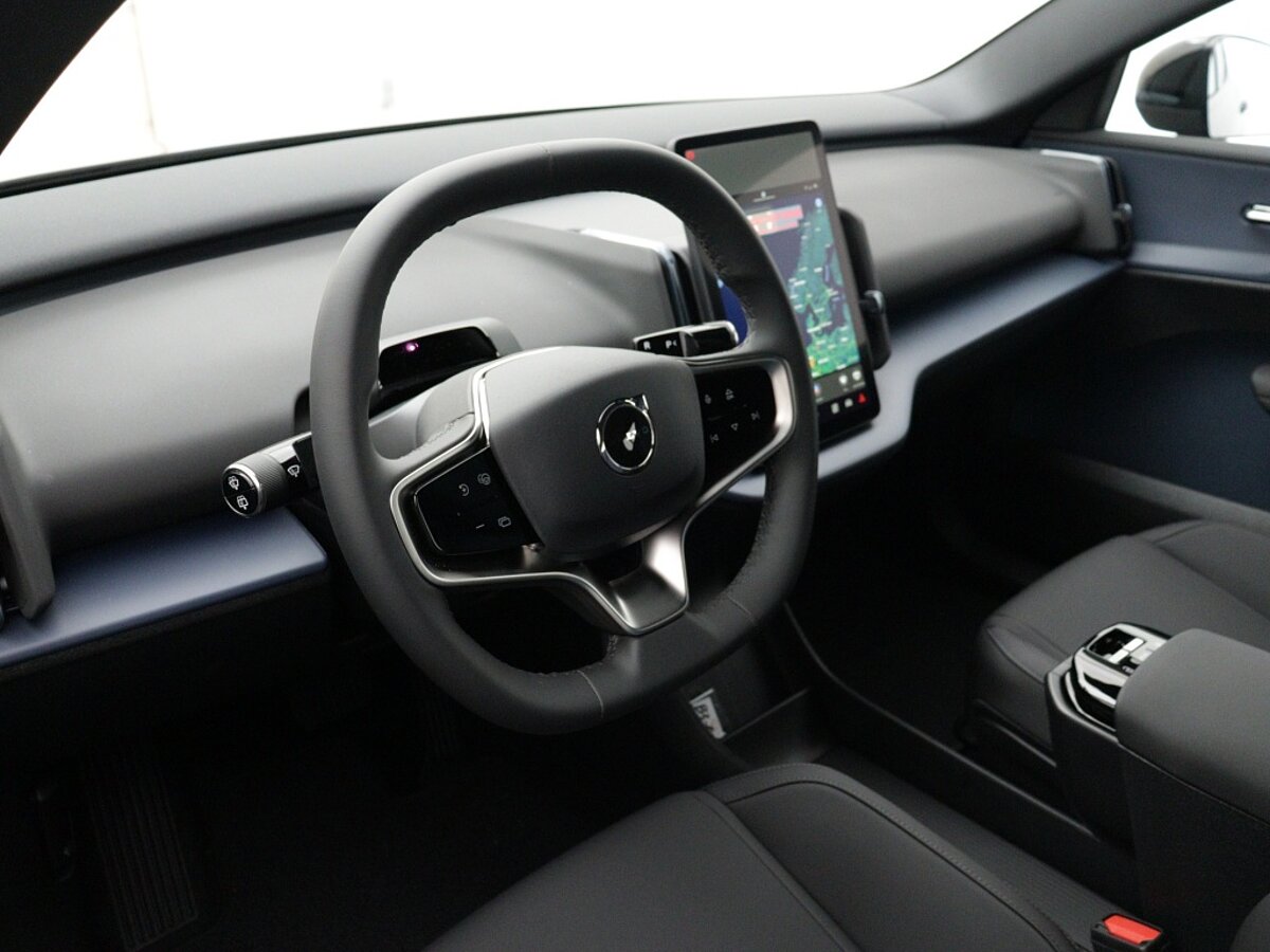 48959906 volvo ex30 ex 30 extended range 2wd plus onyx black 20 lichtmetalen ve 4 02