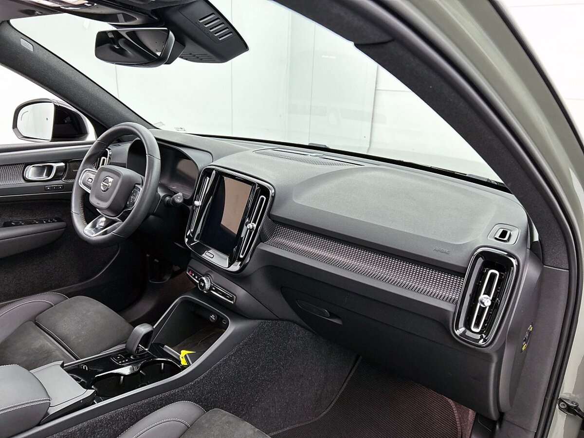 49377121 volvo xc40 twin pro 91 soh pano 360 h k memory seats warmtepo 50