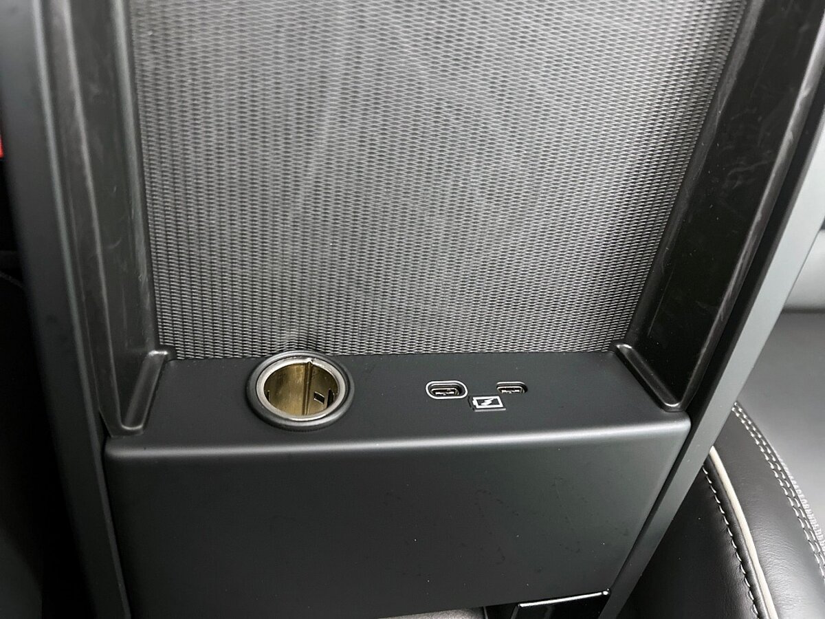 49847910 volvo v60 2 0 t6 awd plus dark harman kardon voorruitverw sportstoe 53