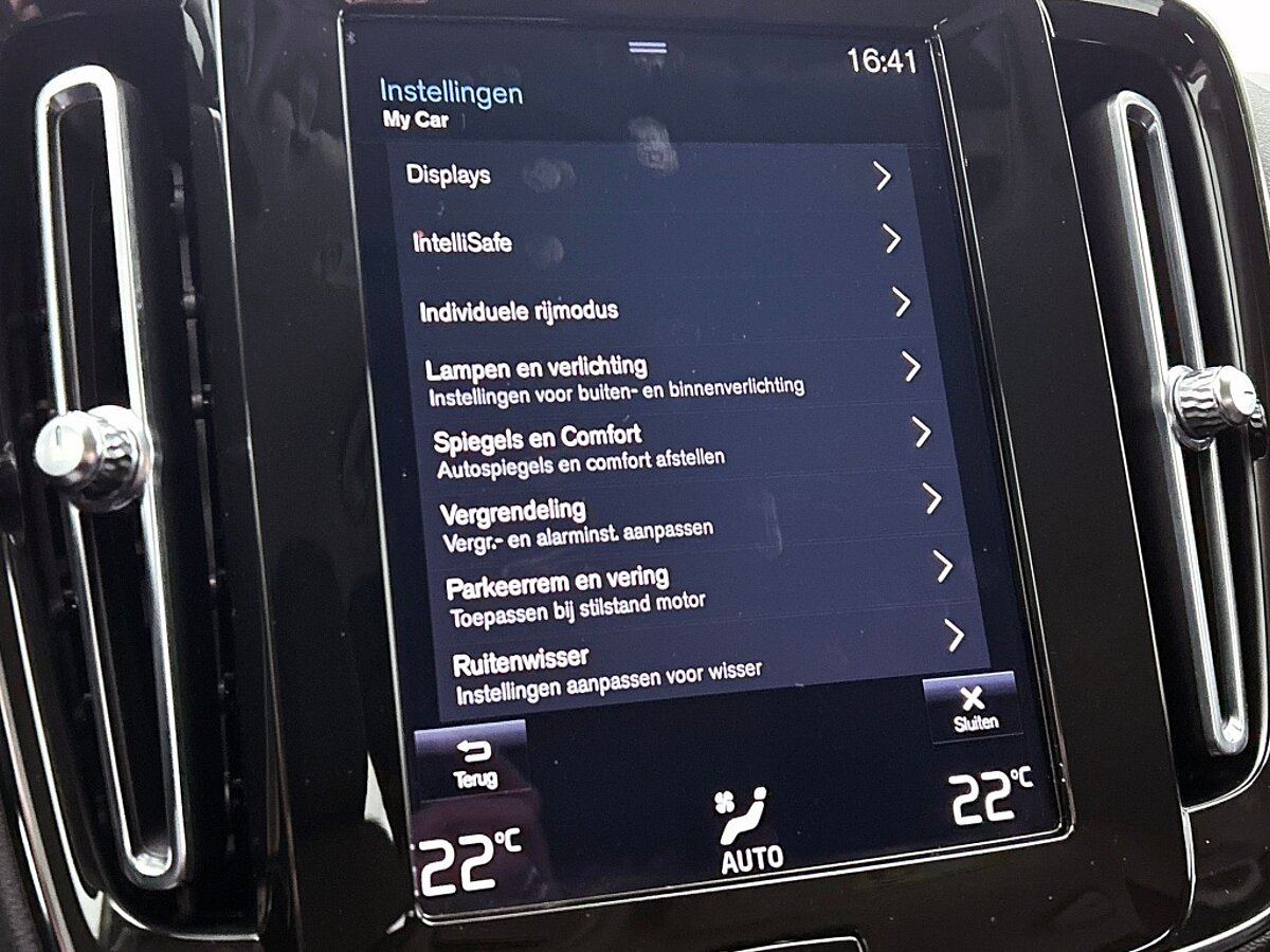 48970631 volvo xc40 1 5 t2 business pro trekhaak blis navigatie dab 68