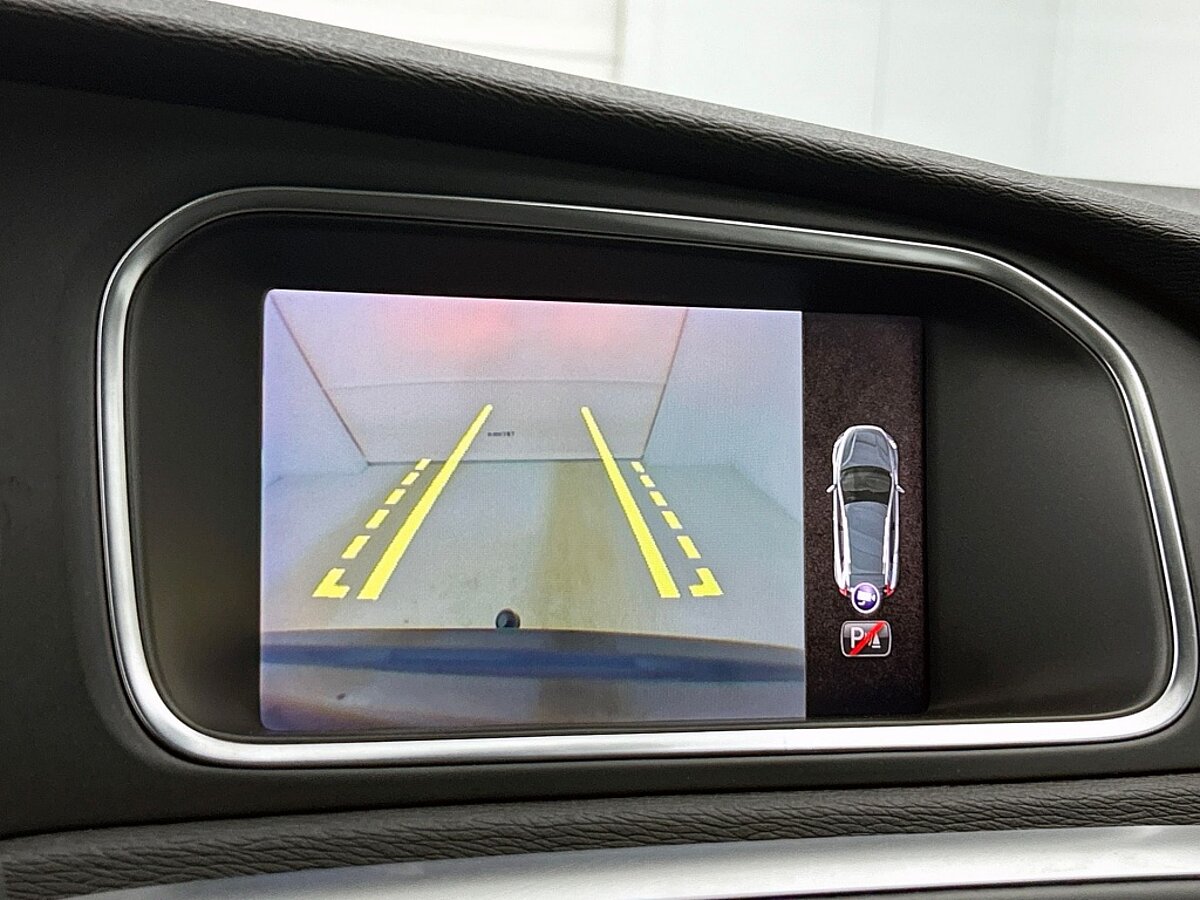 49484294 volvo v40 cross country 1 5 t3 polar luxury trekhaak panoramadak harman kardon 52