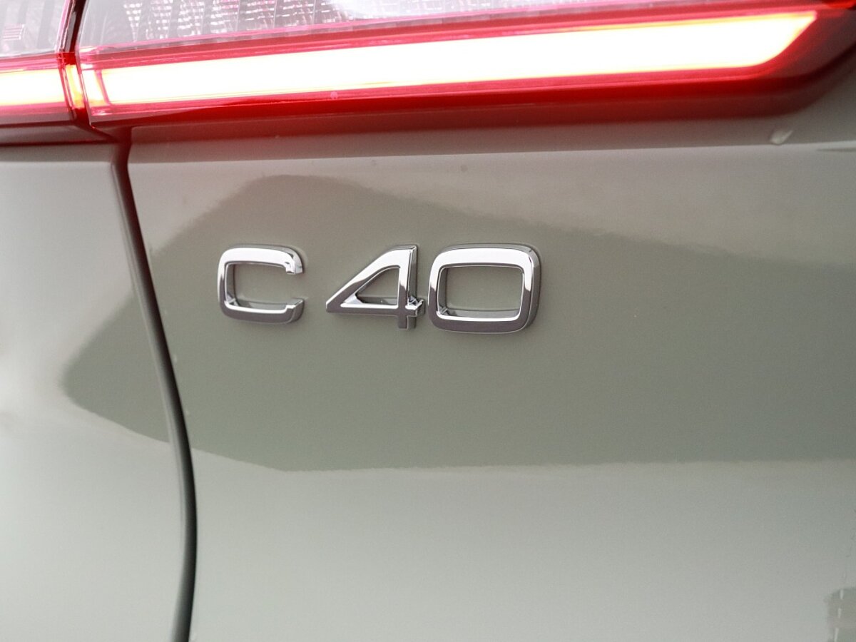 37468124 volvo c40 extended plus 82 kwh 65