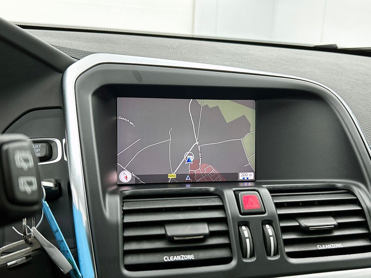44992966 volvo xc60 2 0 t5 fwd polar trekhaak 42