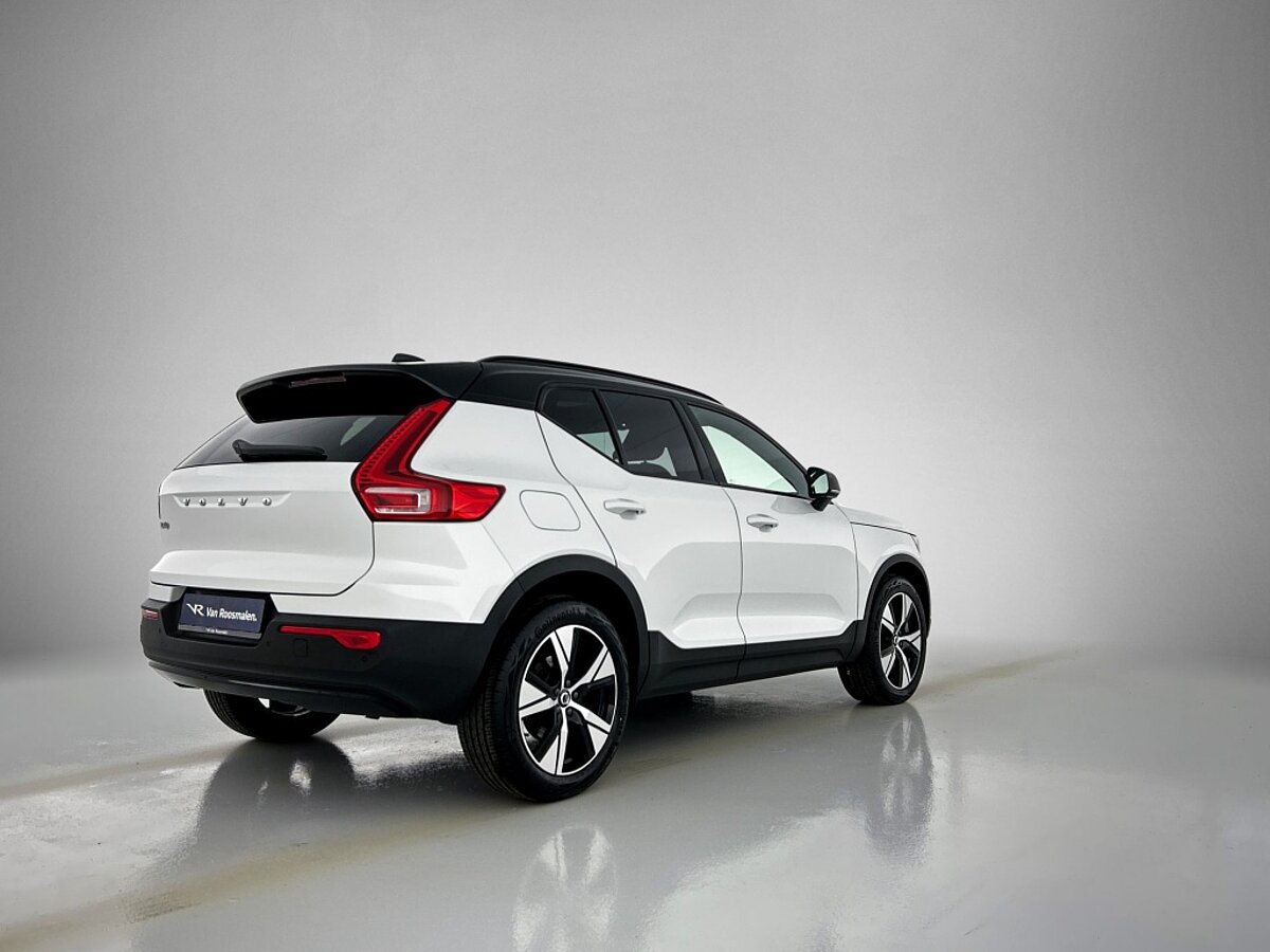 45493404 volvo xc40 1 5 t4 recharge r design panoramadak 5 01