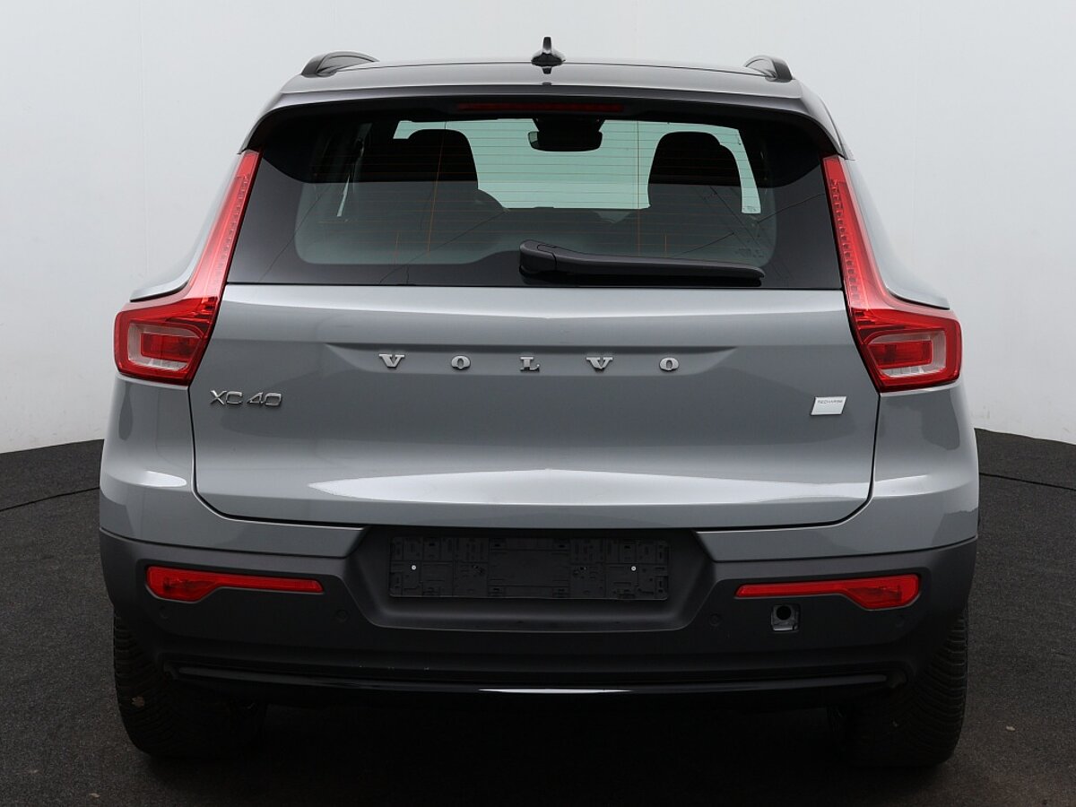 46247872 volvo xc40 extended range core 82 kwh 9 02