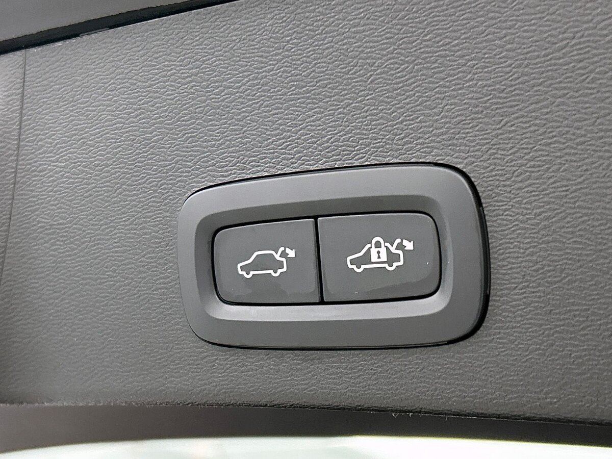 47458846 volvo xc40 extended plus 82 kwh 55