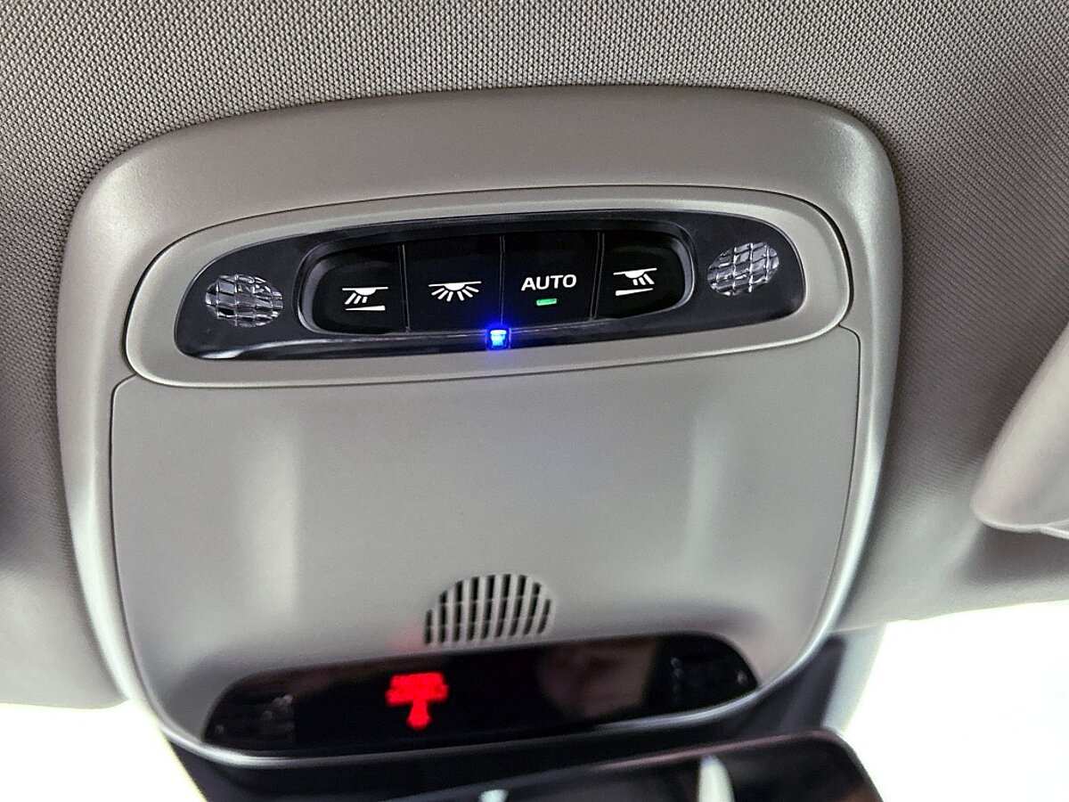 49112989 volvo v40 1 6 t4 summum climate pack memory seats leder 44