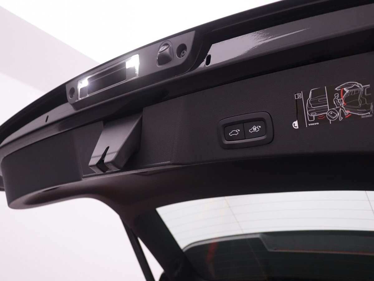 34459906 volvo xc40 1 5 t5 recharge r design a63889