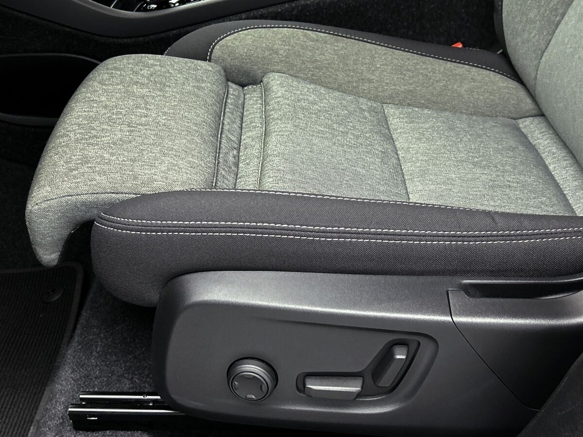 44729347 volvo xc40 2 0 b4 plus dark trekhaak elek verstelbare stoelen 28