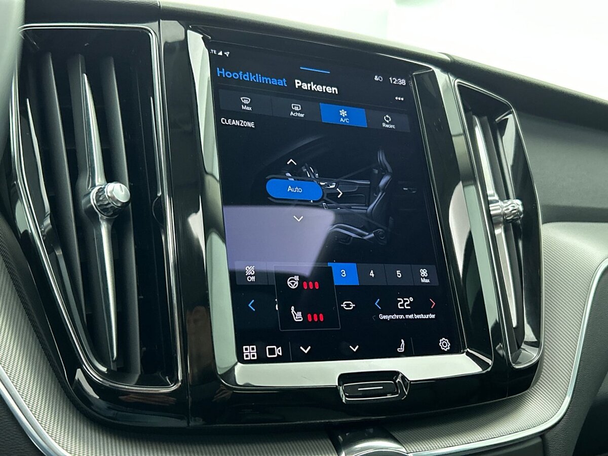 48455626 volvo xc60 2 0 t6 bright pano long range memory seats climate pack 89