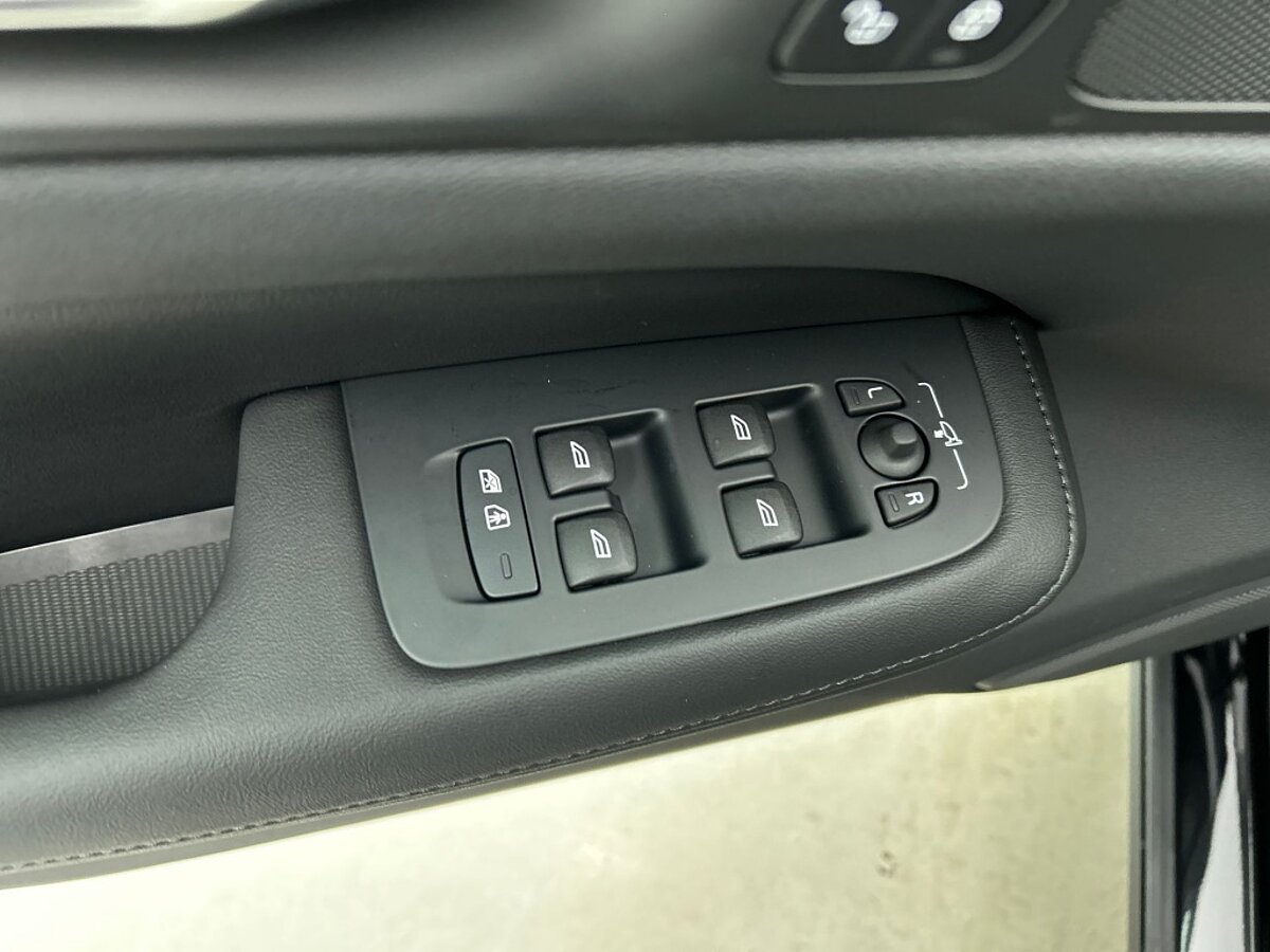 49639847 volvo v60 2 0 b4 core actie van 65314 voor 62300 lederen bekleding 37