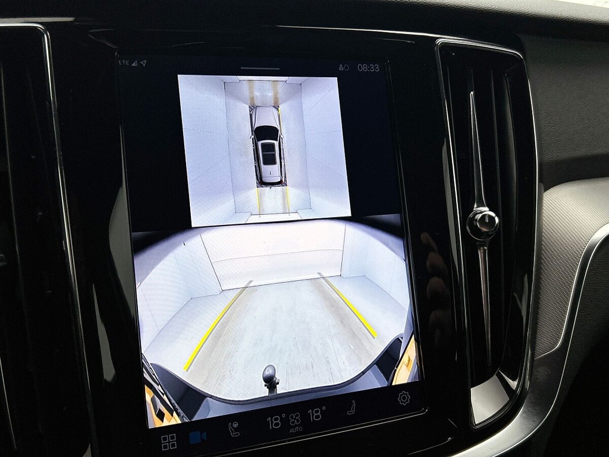 49833650 volvo v60 2 0 t6 awd plus dark trekhaak 360 camera harman kardon aud 64