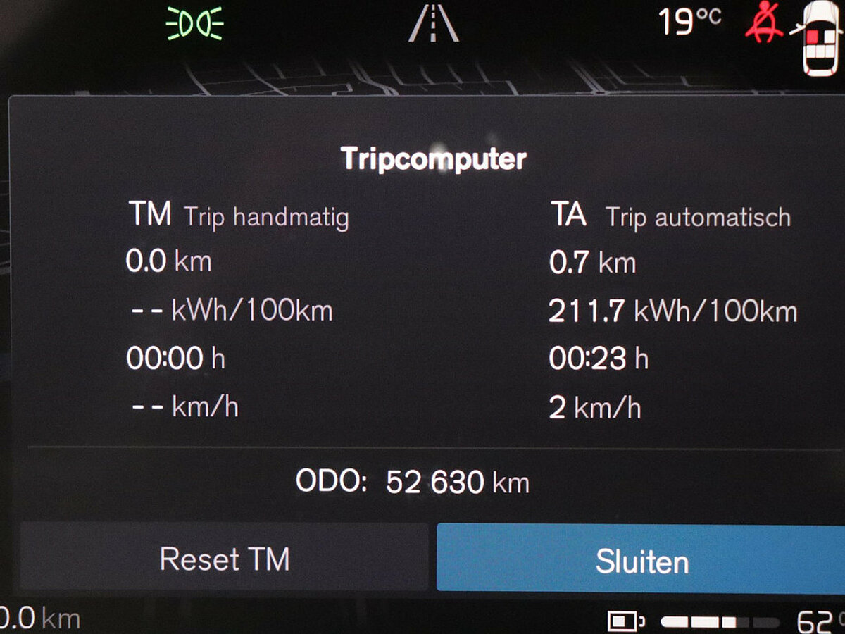 34255172 volvo xc40 p8 recharge awd r design memory seats draadloze lader warmte 68