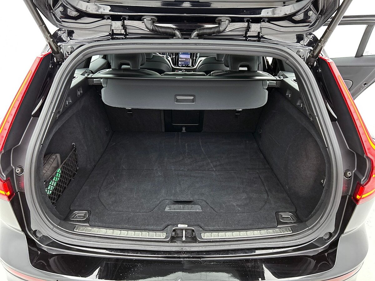 46919098 volvo v60 2 0 t6 plus dark trekhaak 58df05