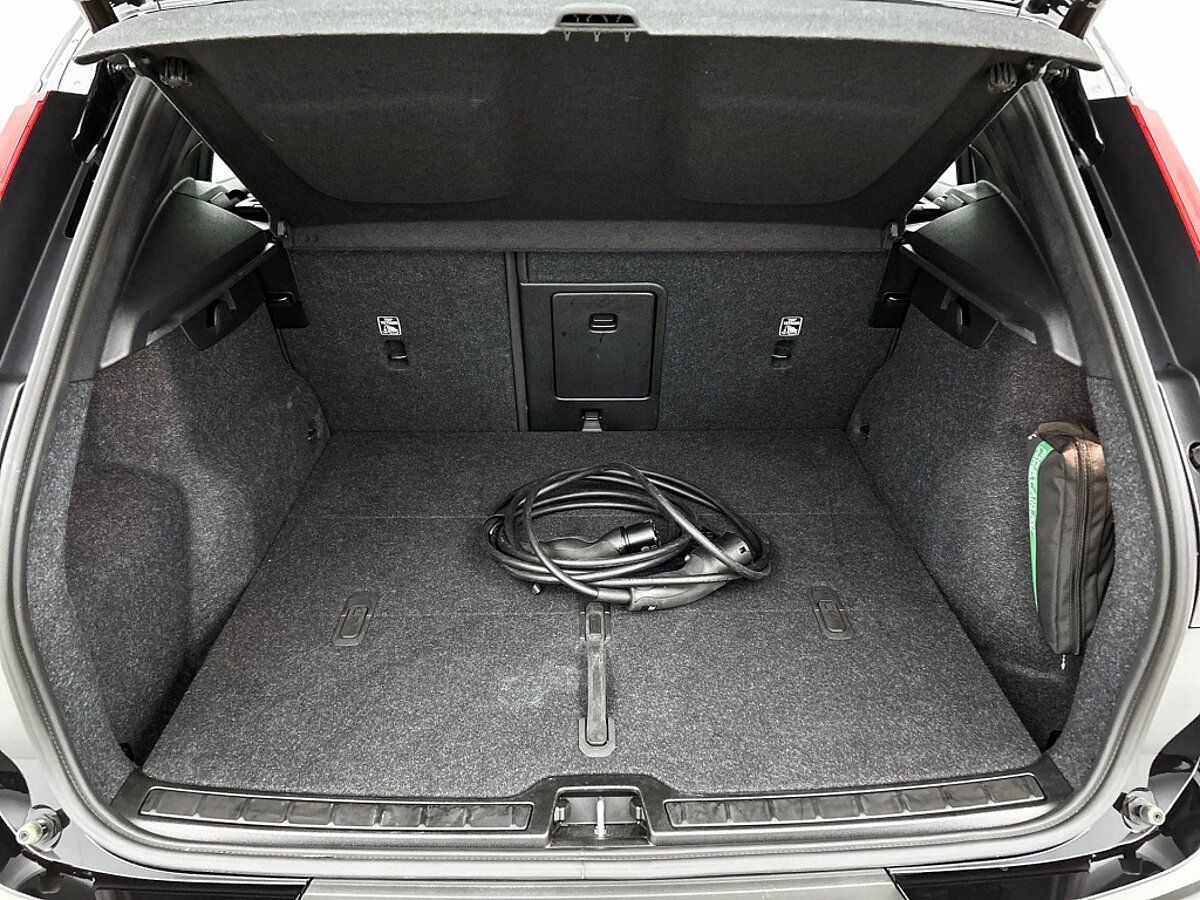 47458846 volvo xc40 extended plus 82 kwh 59