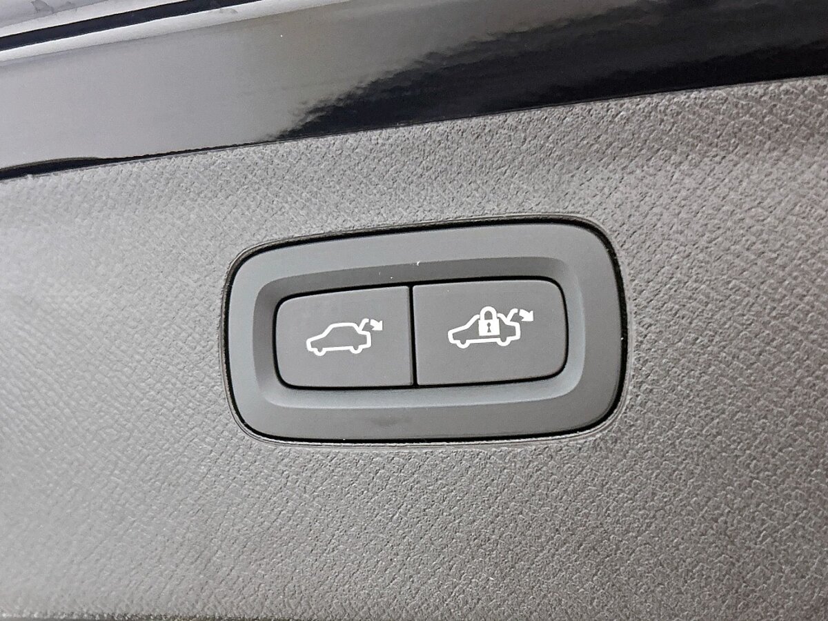 48129461 volvo xc90 2 0 t8 ultra 22 inch luchtvering trekhaak ventilatie 81c034