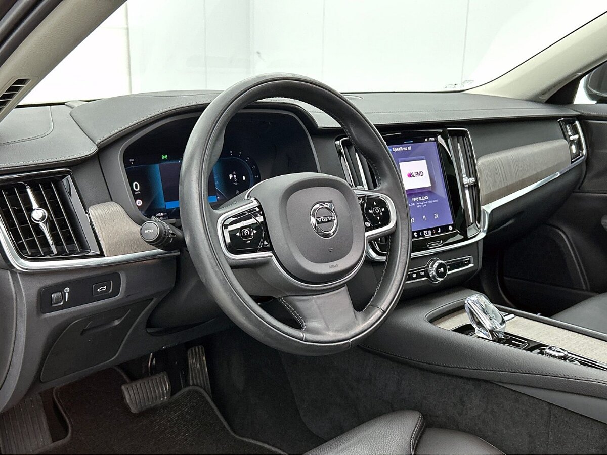 48303020 volvo v90 2 0 b4 inscription trekhaak leder panorama dak blis he 33