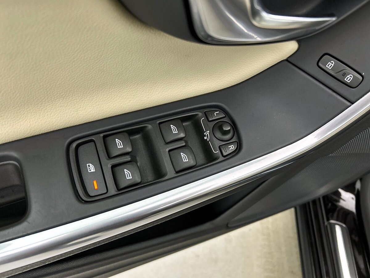 49418736 volvo v60 2 0 t3 nordic lederen bekleding panorama dak stoelverwarm 88