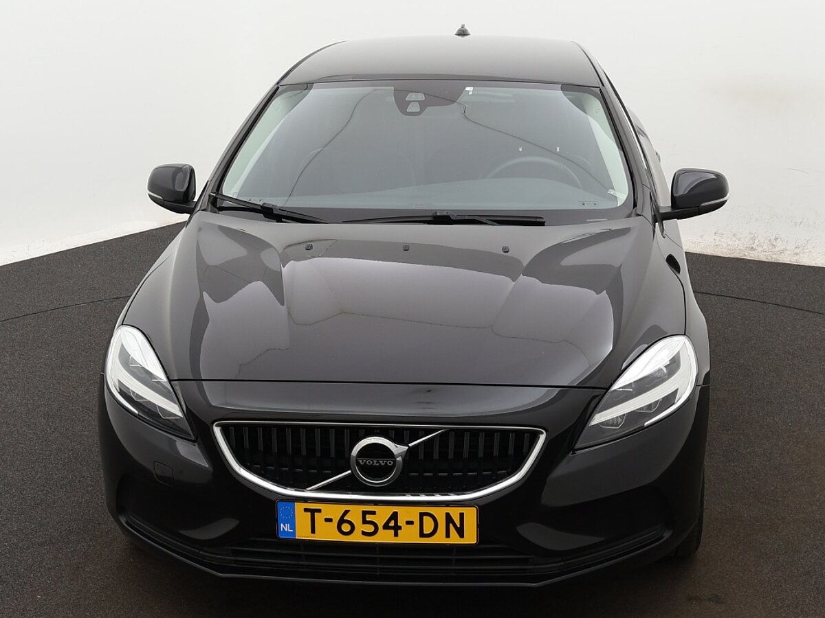 35701724 volvo v40 1 5 t2 polar 9 02