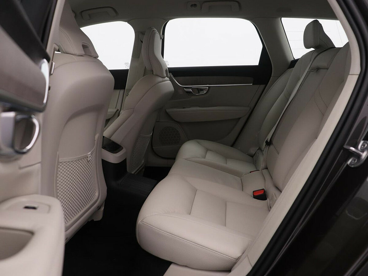 34285402 volvo v90 2 0 t6 recharge awd core bright voorraad auto harman kardon e ccf07d