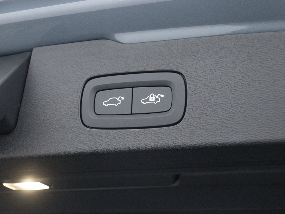 43874128 volvo v60 2 0 b3 plus dark adaptive cruise el stoelen stoelverwarmi 9da448