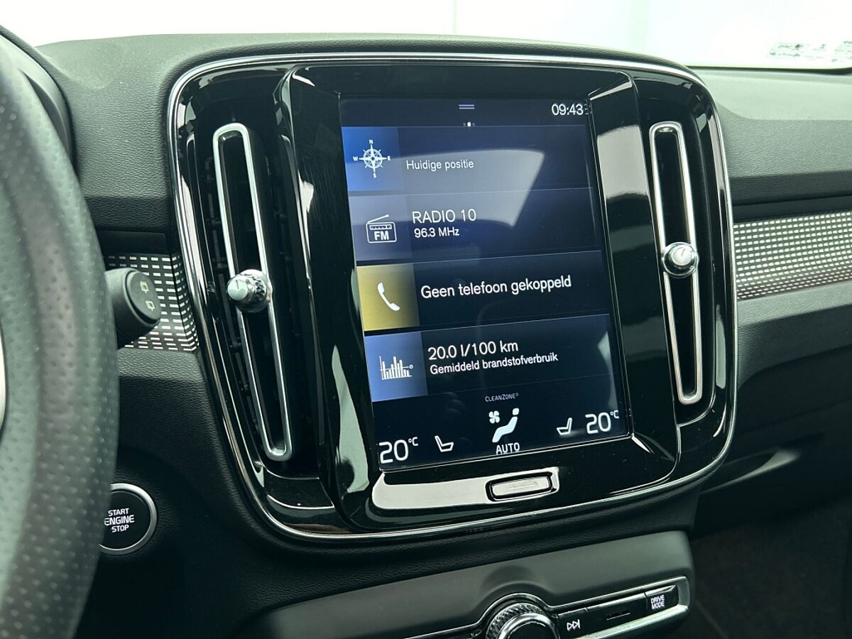 48084423 volvo xc40 1 5 t5 recharge r design 68
