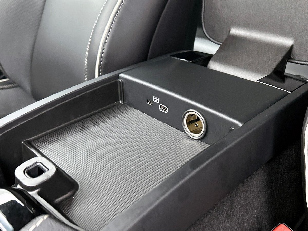 49424575 volvo v60 2 0 t6 plus dark trekhaak sport leder 360 blis pilot 68