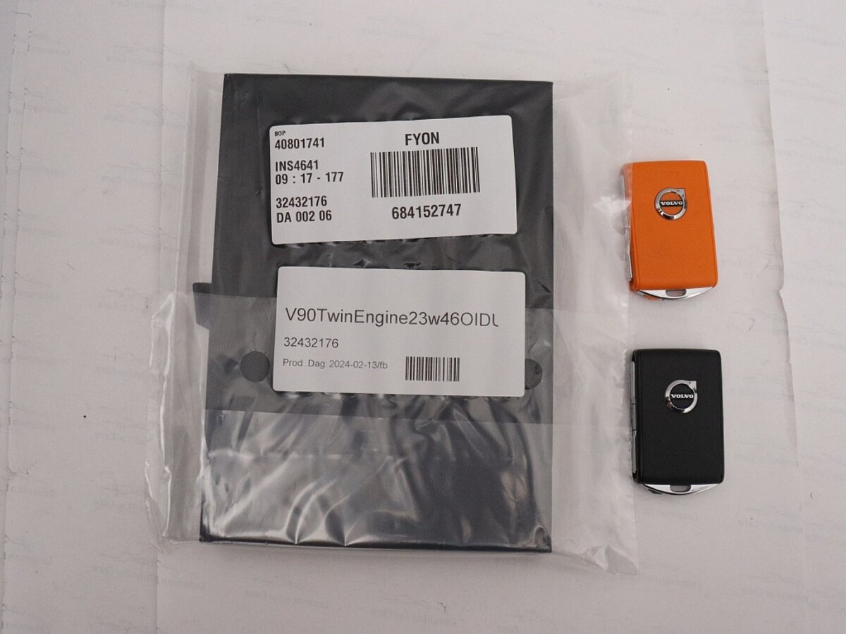 42390589 volvo v90 v90 t6 twin engine awd plus dark c0c334