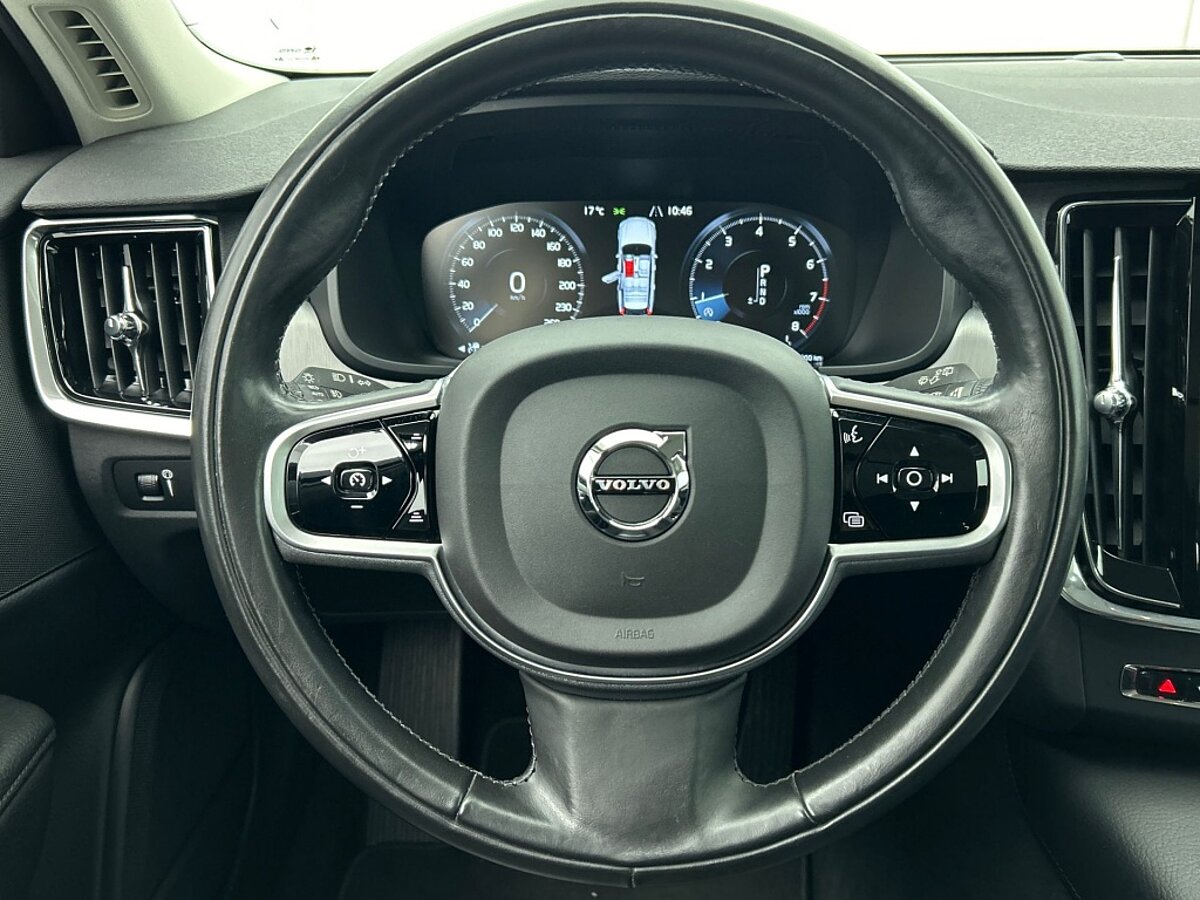 47298708 volvo v90 t4 momentum leder adaptive cruise 75