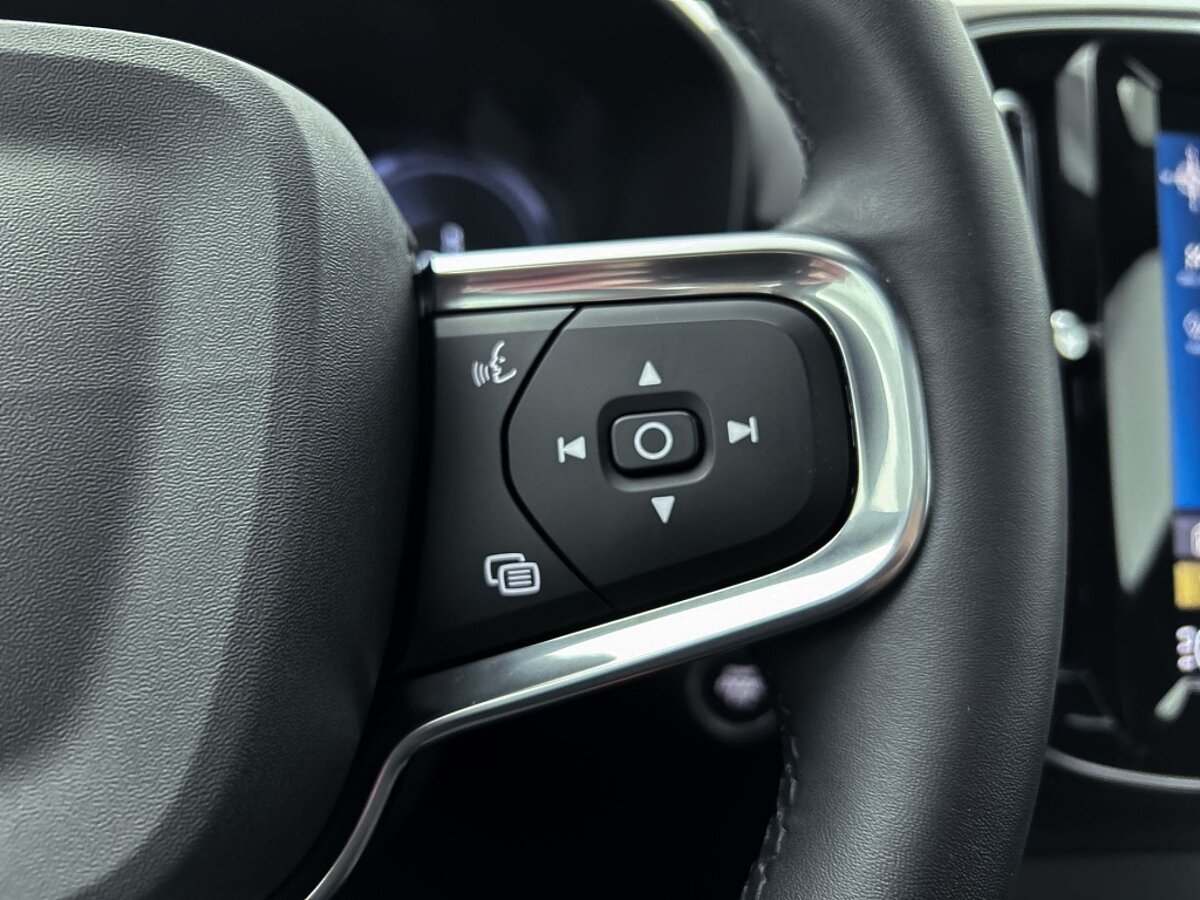 45491777 volvo xc40 1 5 t4 rech r design harman kardon achteruitrijcamera cru 08