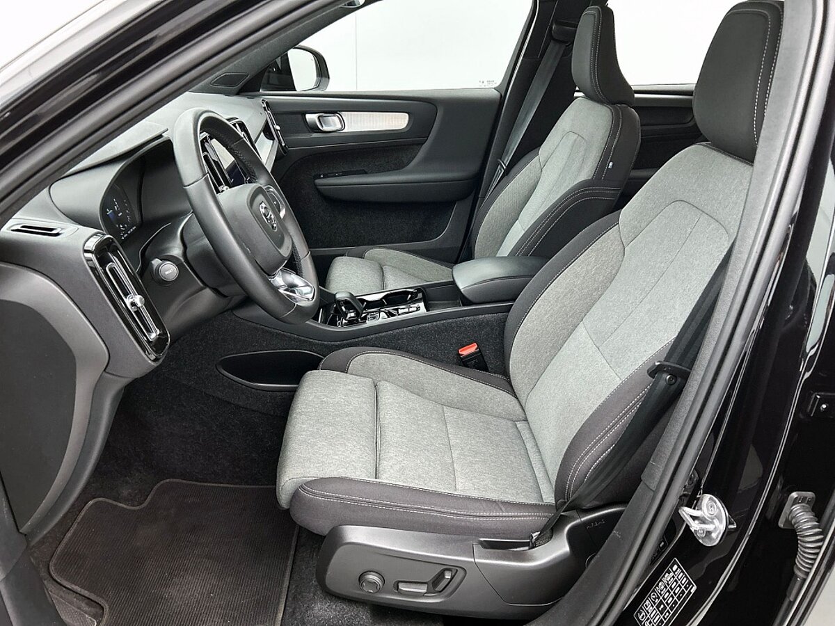 45929132 volvo xc40 1 5 t5 plus dark 02