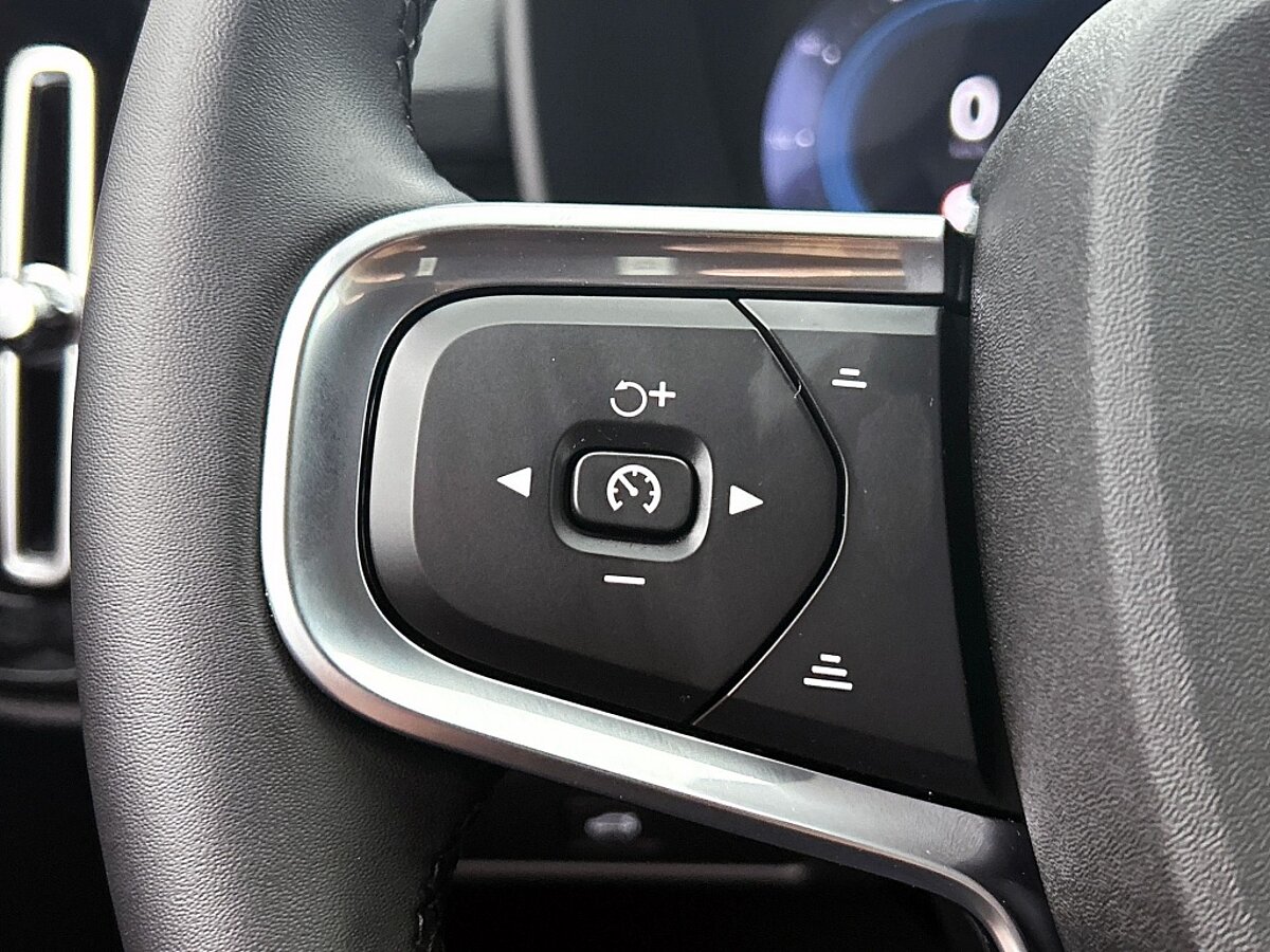 47569062 volvo xc40 2 0 b4 plus dark trekhaak harman kardon 7 01