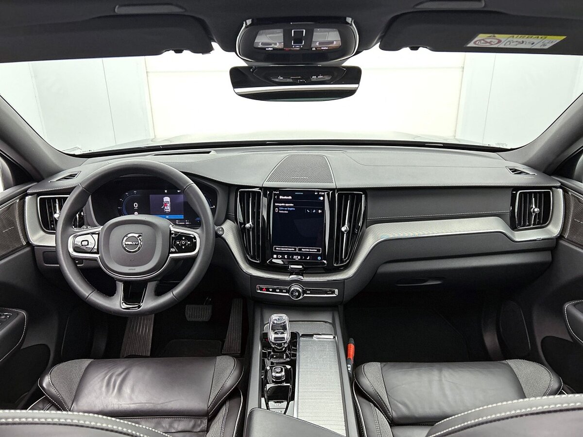 48340442 volvo xc60 2 0 t6 plug in hybrid awd ultimate dark luchtvering trekhaak 09